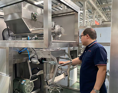 English Version (about 250 words)Zhengzhou AAT  Packaging Equipment Co., Ltd.: Quality Control & Precision Engineering